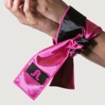Пов’язка-стрічка з сатину 2в1 Adrien Lastic Satin Sash (пов’язка на очі і стрічка для зв’язування)