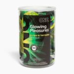 Презерватив латексний One Glowiing Pleasures, що світиться у темряві, 1 шт