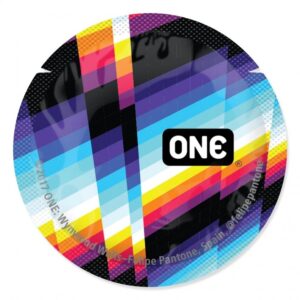 Набір міцних презервативів класичної форми One Extra Strong із різним дизайном (5 шт.)
