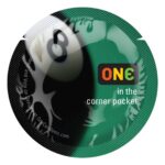 Презерватив ONE Color Sensations ONE is the corner pocket, 1 шт, чорний, гладенький, зі змазкою